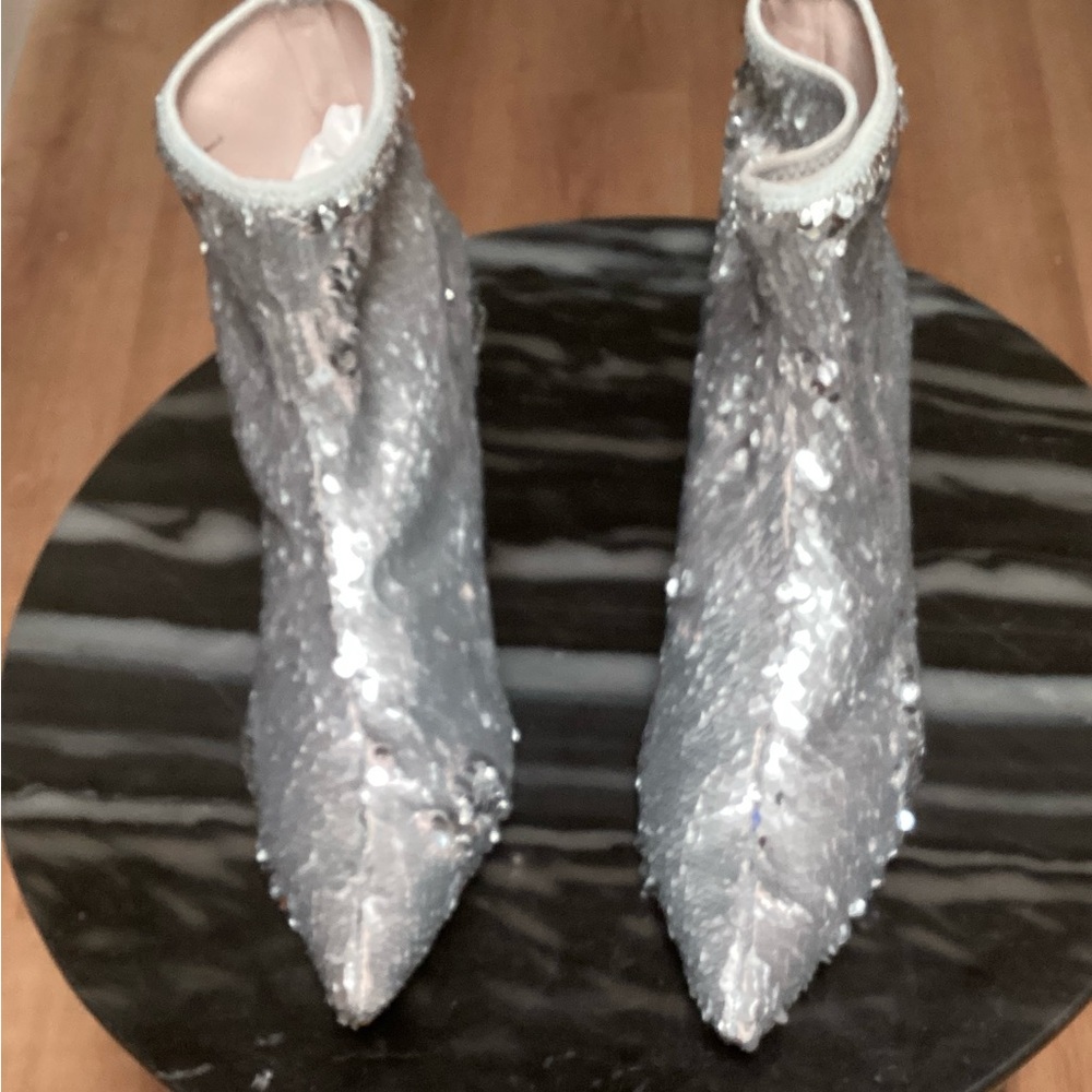 Charles by Charles David Silver Ankle Stretch Sequin  Booties, size 8.5